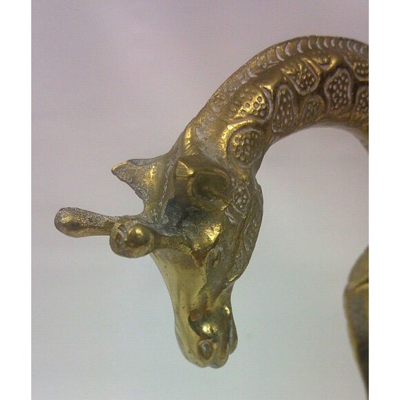 Vintage Solid Brass Giraffe Figurine Figure Head Down 8 Inch MCM Made in India - Picture 5 of 5